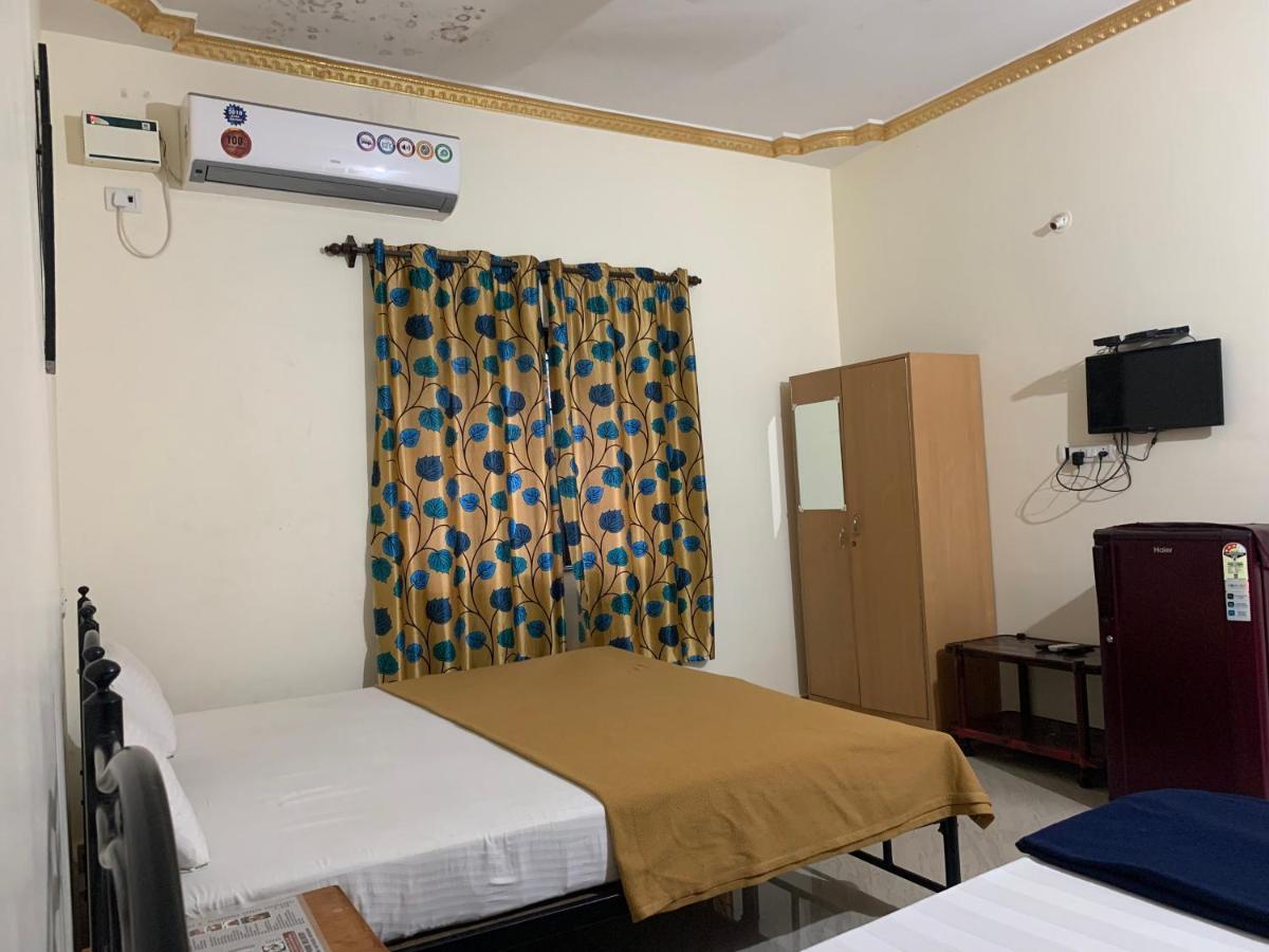 Guest house Casa De 2*